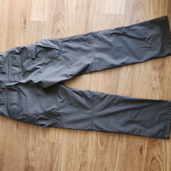 5.11 Tactical Pants - Picture 6 of 7